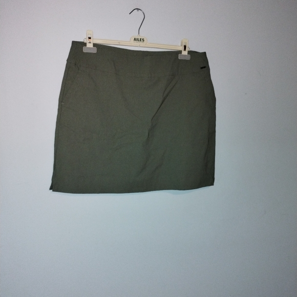 S.C& CO Women's short-Skort Size 16 - Picture 5 of 12